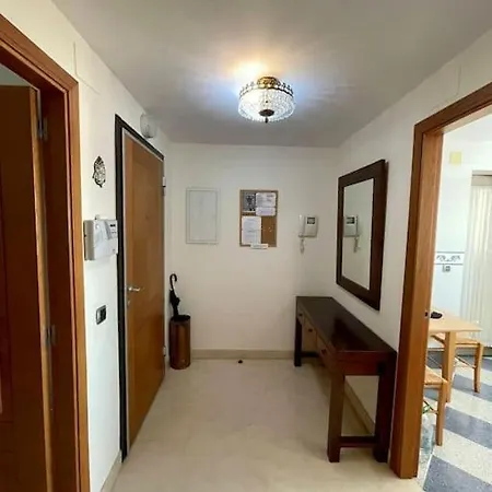 Family Friendly 2 Bedroom And 2 Bathroom Near The Beach * Benalmadena